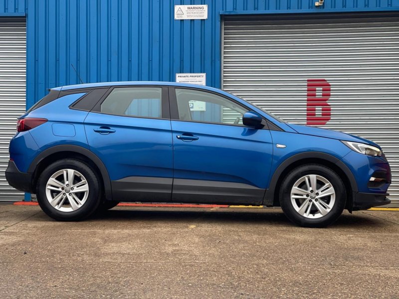 VAUXHALL GRANDLAND X